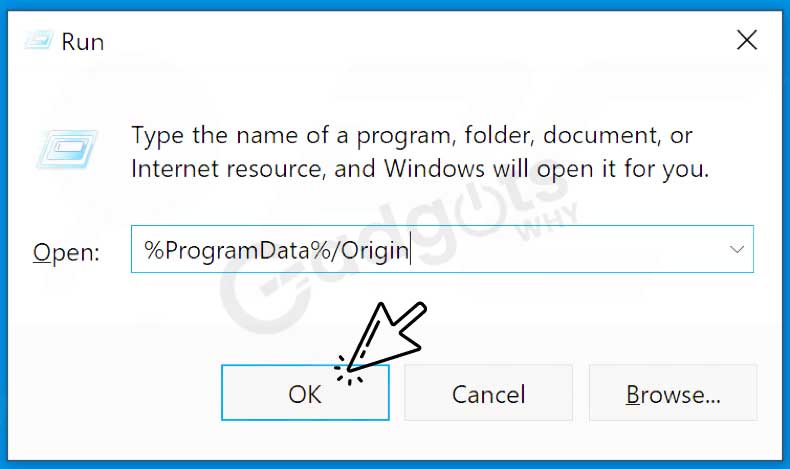  Windows+R keys.